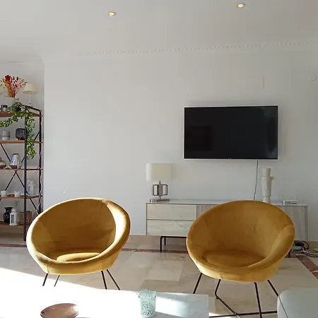 Appartamento Atico Con Vista Al Mar Y Cerca Campos De Golf Estepona